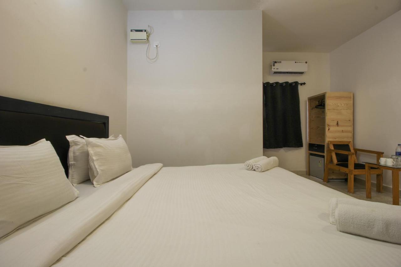 Sky Beach View GOA ภายนอก รูปภาพ